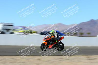 media/Jan-09-2022-SoCal Trackdays (Sun) [[2b1fec8404]]/Front Straight Speed Shots (1pm)/